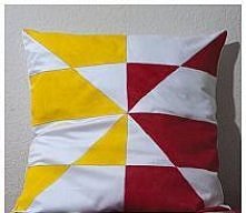 Poszewka na poduszkę rozmiar 40x40. Ręcznie malowana. Materiał 100% bawełna. Kontakt: aguzikprawda.kontakt@gmail.com