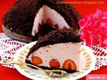 Przepis
ciasto:
150 gramów cukru
35 gramów ciemnego kakao
115 gramów mąki pszennej tortowej
40 gramów stopionego, schłodzonego masła
6 jaj (żółtka i białka osobno)
1 łyżeczka ek...