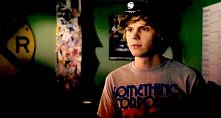 Evan Peters ♥
