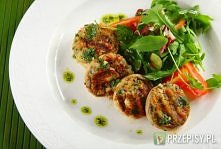 Faszerowane pieczarki z grilla - składniki:

duże pieczarki - 12 sztuk wędzony boczek - 15 dekagramów Przyprawa w Mini kostkach Pietruszka Knorr - 1 sztuka gotowana szynka - 15 ...