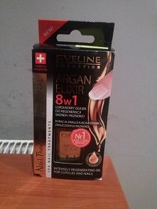 co sadzicie o tej odzywce? prosze o opinie bo mam strasznie zniszczona plytke paznokcia