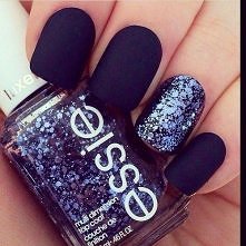 Matte and glitter nails