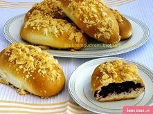 3 szklanki mąki pszennej
200 g miękkiego masła
3/4 szklanki cukru pudru
200 g serka homogenizowanego np. waniliowe danio
2 płaskie łyżeczki proszku do pieczenia
2 łyżeczki cukru...