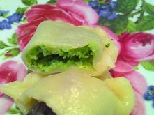 Pierogi z brokułami i mozza...