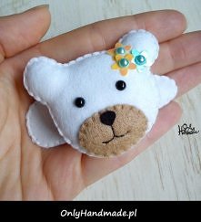 Spiniś Poli- spineczkowy miś dla małej modnisi :) Zobacz na OnlyHandmade.pl