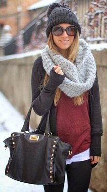 bordo czerń i szarości ;)