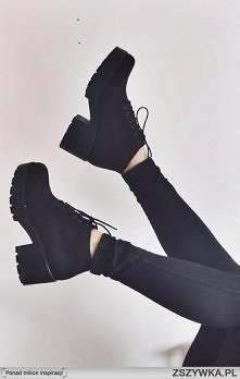 Dziewczyny! Czy te buty mają jakąś konkretną nazwę?
Jak nie to podawajcie linki do nich. Szukam już od dawna i nie mogę znaleźć ;//