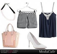 Bieliźniany top

Dzienne wcielenia wieczorowej koszulki. Inspirujące stylizacje z koronką! 

Moda piknikowa

Kawałek koronki bieliźnianego topu potrafi wtłoczyć w stylizację sto...