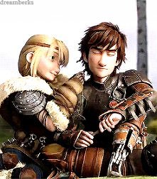 na tym obrazku widać jak Astrid całuję Czkawkę :)