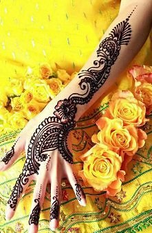 Henna tattoo
Mehendi