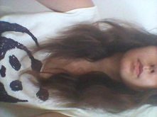 dziewczyny mam do Was pytanie! moje włosy po ścięciu ich na bardzo krótkie wolno rosną i nie mam pomysłów jakimi sposobami to przyspieszyć ; c macie coś sprawdzonego?
edit: prze...