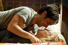 "odrobine nieba" wspanialy film ... beczalam jak male dziecko ;(