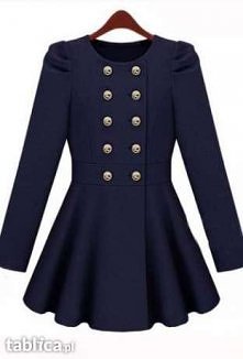 Czy wam też podobają się takie płaszczyki w połączeniu np z litami i białym kominem  ?:*