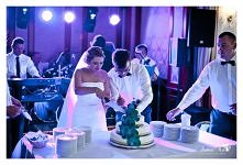 Wedding not necessarily tra...