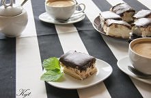 Domowe ptasie mleczko. Pyszne i bez pieczenia - mniam
Przepis na niezlymlynek.blogspot.com