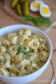 Sałatka z tortellini  Przepis po kliknięciu w zdjęcie :)