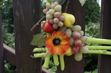 Dekoracyjny wieniec. Wielkość ok. 30x30cm. Moja praca.