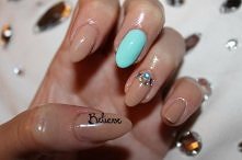 beż, mięta i cekiny