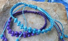 Bransoletki wykonane techni...