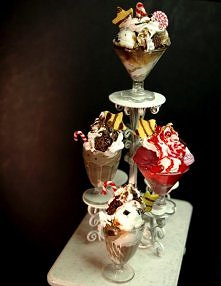 Miałabym dylemat, których pucharek lodów wybrać :)