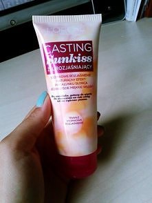 L'oreal Paris Casting Sunkiss. Już po pierwszej aplikacji. (01 do włosów średni brąz)