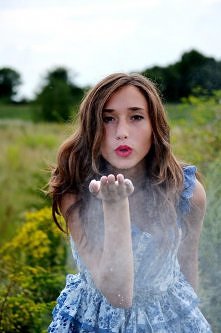 "nie przejmuj się stratą przyjaciela bo to on stracił osobę na której mógł polegać czyli Ciebie"