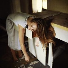 Zasnąć na wieki by nie uczyć się na błędach i zaczynać od nowa.