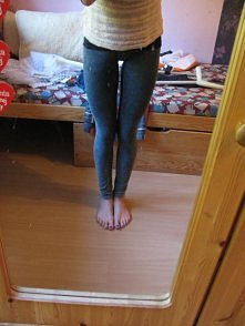 Dziewczyny pomóżcie.. jak wysmuklić nogi.. głównie uda..