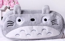 piórnik TOTORO :)