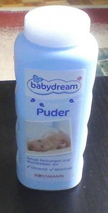 Jestem pod wrażeniem tego pudru <3 Genialnie matuje oraz skóra po nim na długo zostaje matowa :) Gorąco polecam.