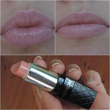 Moja pierwsza pomadka REVLONa i moja absolutna miłość :) Nie zaznacza suchych skórek, dobrze się nakłada i ma śliczny delikatny różowy kolorek. Jest moim absolutnym hitem który ...