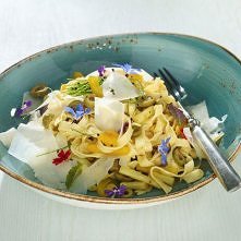 makaron Tagliatelle 200 g
Lubię Nie lubię
kukurydza 2 kolby
Lubię Nie lubię
fasolka szparagowa 100 g
Lubię Nie lubię
papryka żółta 1 szt.
Lubię Nie lubię
pomidor żółty 1 szt.
Lu...