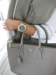 zegarek, torebka cudne ! <3