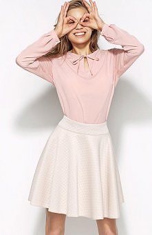 Alore Al17 spódnica beżowa Rozkloszowana spódnica
- spódnica uszyta z pełnego koła