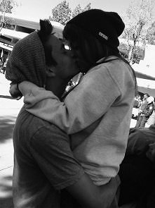 `♥.