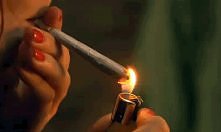 W życiu każdego z nas jest przynajmniej jedna niewypowiedziana tajemnica, niewybaczalny żal, nieosiągalne marzenie i niezapomniana miłość.

Na jaraj się na jaraj się Marią :)