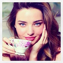 Co pić tuż po wstaniu z łóżka, aby mieć ładną cerę?