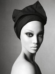 Tyra Banks fot. Steven Meisel, 2008