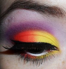 Coś mocnego i kolorowego.