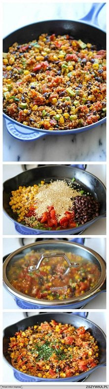 Cebulkę, czerwoną fasolkę, szczypiorek, kukurydzę i czerwone pomidorki (z puszki) podsmażamy na głębokiej patelni. Dodajemy ok szklanki kaszy jaglanej i szklankę bulionu. Gotuje...