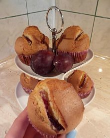 Muffinki ze śliwkami

więcej na : xsysia25.pinger.pl