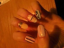 Nowe paznokcie <3 Nie wyszły za dobrze... ;/