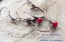 Delikatne kolczyki z koralem