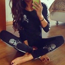 Fashion Dazzling Skull Head Long-sleeved Casual Woman Sportswear Set