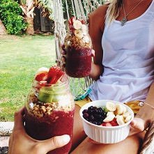 Truskawki - U W I E L B I A...