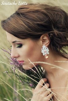 SUTASZ, BIŻUTERIA ŚLUBNA ,KOLCZYKI, PUDROWO RÓŻOWE DODATKI ŚLUBNE