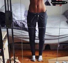 ładny, ładny brzuszek ;D