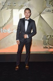 Bal Nocy Letniej. Subiektywnie i złośliwie. Spektakularnie najlepsze i definitywnie najgorsze. 

Łukasz Jemioł. Ukontentowany galopującym marketingiem w osobie Małgorzaty Sochy....