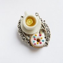 Afternoon tea broszka