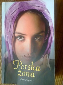 Kontynuacja "Perskiej narzeczonej". Tami walczy o wolność a przede wszystkim o swoją miłość Ike... Laura Fitzgerald-"Perska żona" Łatwo się wzruszyć czytając...
